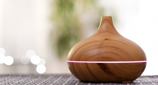 5 Essential Oil Summer Blends to in Your Diffuser.