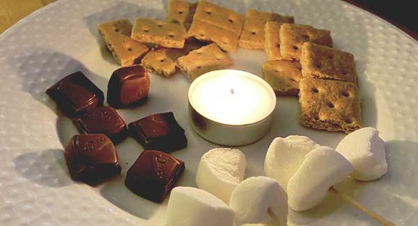 How to Make Mini S'mores Indoors